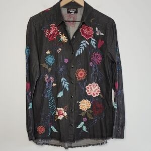 Johnny Was Gray Floral Embroidered Top